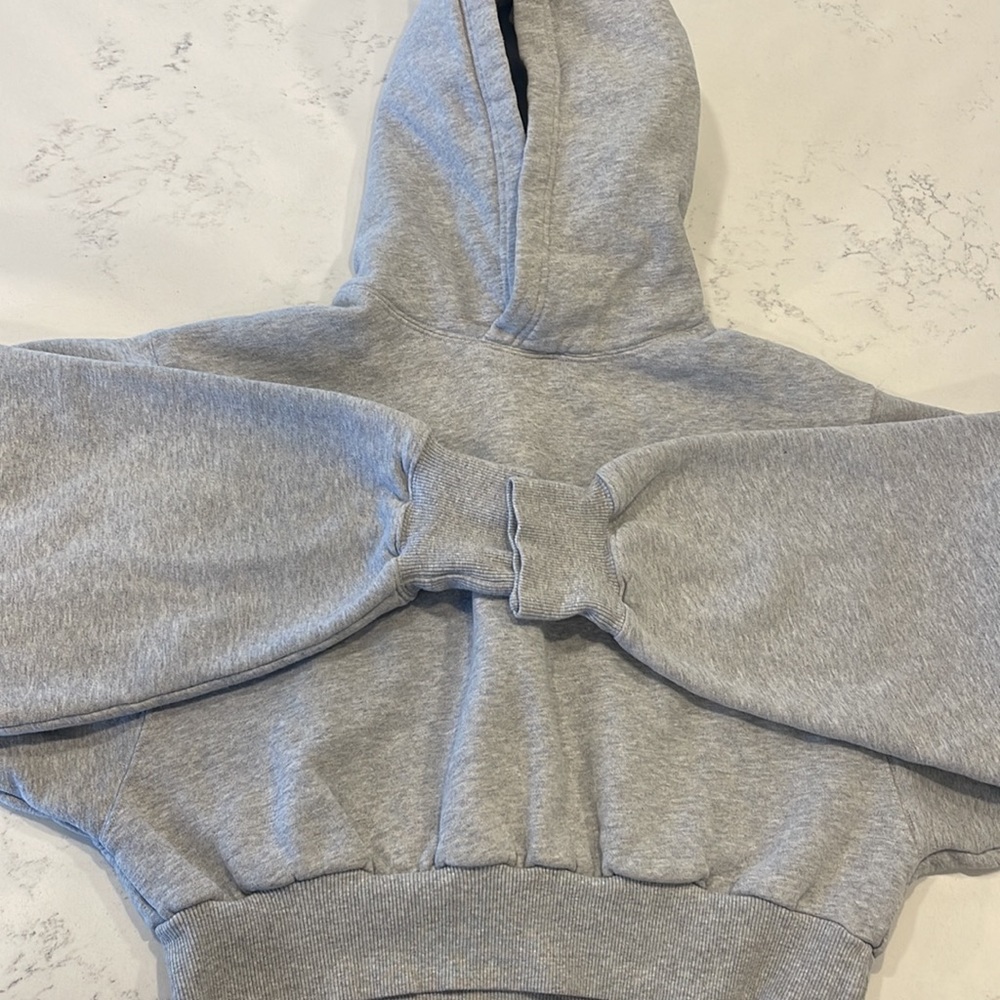 TNA Sweatshirt